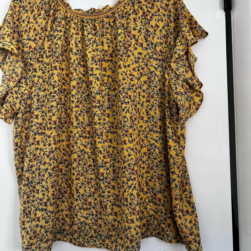 Max Studio Mustard Floral Ruffle Sleeve Blouse - Picture 5 of 5